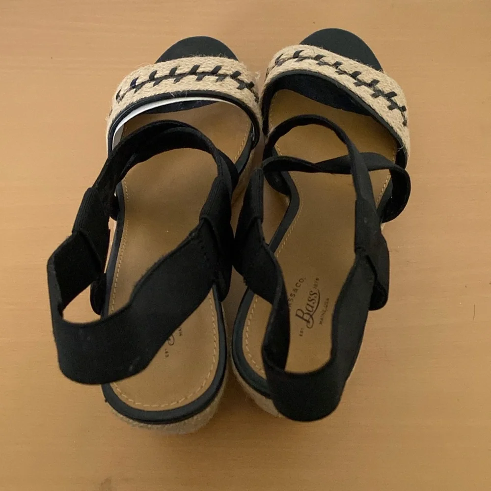 G.H. Bass Rylee Espadrille Wedge Sandals Black and Tan Women’s Size 9.5M